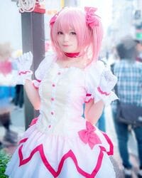 コスプレイヤー・ゆいなが「まどマギ」鹿目まどかに変身！「メチャメチャ可愛い」「本物じゃん」と大好評