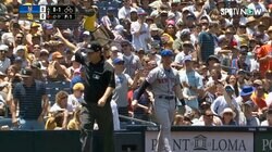 三塁手→ええ！？捕ったよ！ 審判→ネットに当たっとる メッツ戦で“ファウルボール“にチャレンジ要求する珍事 サイ・ヤング賞右腕も困惑した思わぬ中断