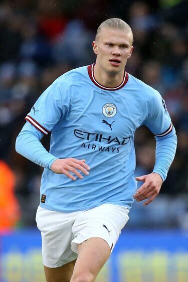 リーグ再開で注目！W杯に不在だった「10名のスーパースター＋2