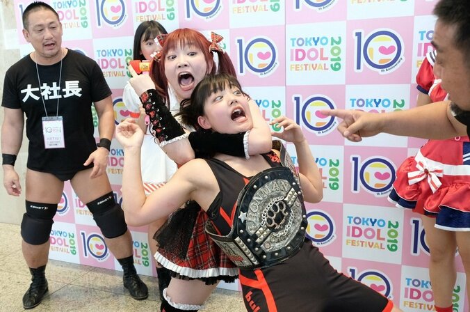 ハコイリムスメ・“ぽにょ”、逸材ぶり発揮で2冠達成　大社長がプロレスにスカウト 3枚目