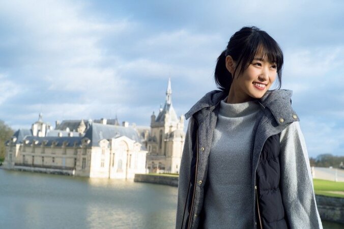 菅井友香、“ニンジン30本分”のダイエットをして臨んだ写真集に「恥ずかしい」連発 10枚目