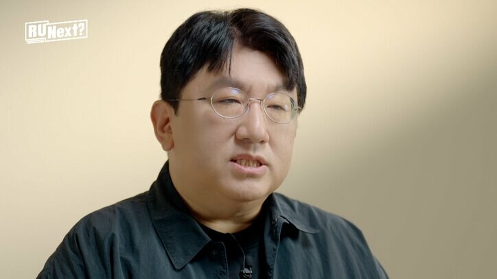 LE SSERAFIM 宮脇咲良「ファンを愛する気持ちが大事」TXTやENHYPENが明かす「HYBEアイドルの条件」