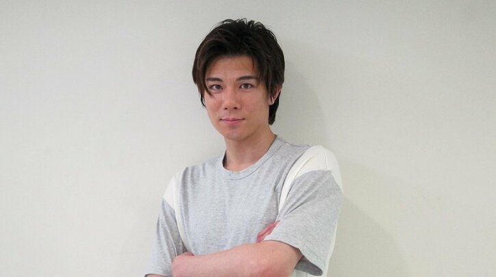 柿澤勇人、映画『猫は抱くもの』は初体験づくし 犬童ワールドで魅せた貴公子の戸惑いと映像作品初のキスシーン