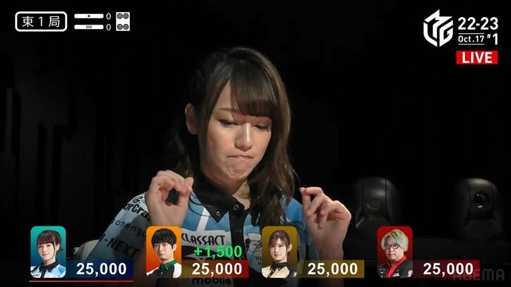 「あら、どうしましょ」卓上を交差する手に美女雀士も困り顔 隣のイケメンは優しくニヤリ「美男美女だな」／麻雀・Mリーグ