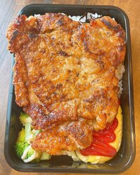 みきママ『台湾唐揚げ!ダージーパイ弁当です!!』