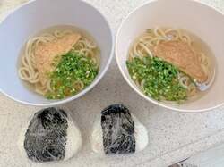  辻希美、大好評すぎて作り甲斐が半端ない料理「家の敷地内に…子ども10人居るんよ…」 