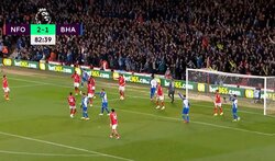 三笘薫の「ハンド！」アピールから両チーム一斉挙手で互いにアピール合戦... 観客も参加しまるで「俺が俺が」状態に解説者が冷静過ぎるコメント