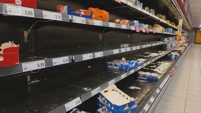 運転手ストでチーズ生産停止　ガソリン届かずスタンドで給油できず　イタリア 1枚目