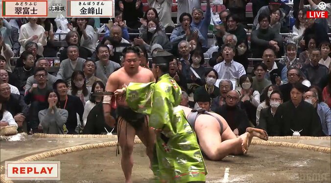 【写真・画像】　1枚目