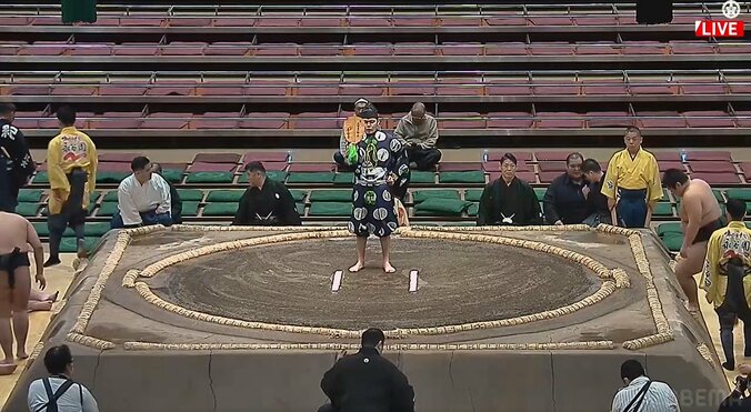 【写真・画像】　1枚目