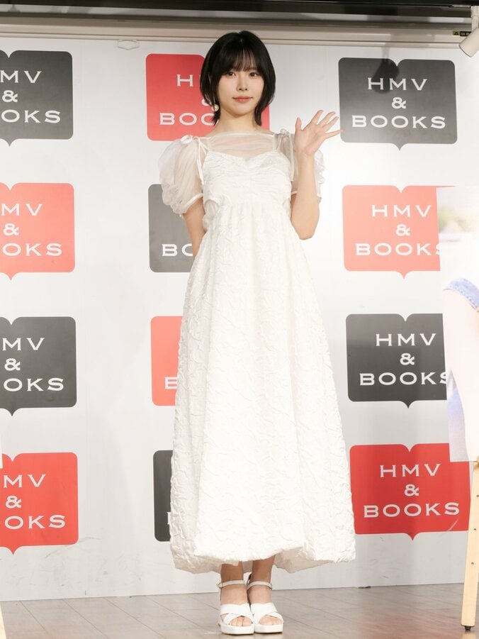 【写真・画像】水着カット初掲載！『ラブライブ！』Liella!でも活動中の声優アーティスト、2冊目の写真集が発売に　2枚目