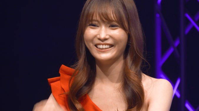 【映像】「そんな人いない」“美人すぎるポーカー女王”の好きな男性タイプ