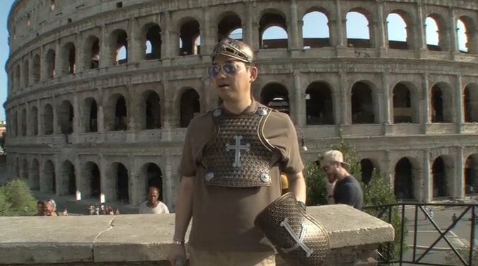 バナナマン設楽、ローマの美容院でイタリアンダンディに変身 6枚目