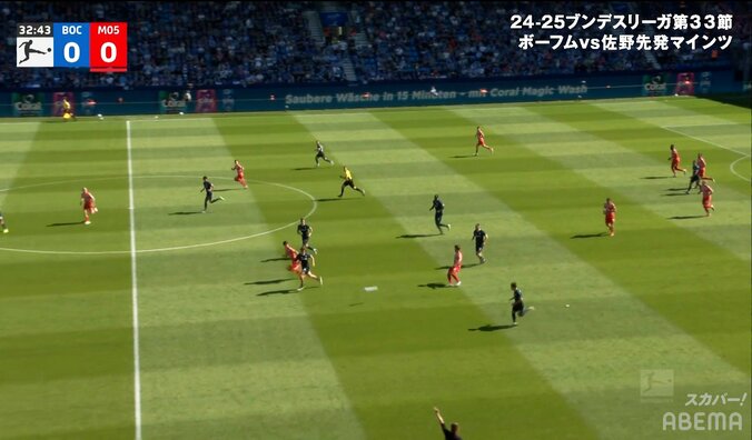 【写真・画像】193cm巨漢MFに完勝！ 佐野海舟の“倒れてもボール回収”にファン興奮「球際も強いし本当に最強」「頭いい」ブンデスリーガ１年目でデュエル王争い　1枚目