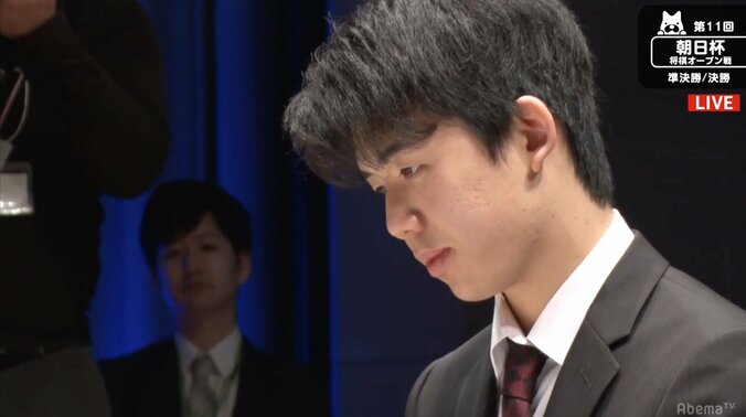 将棋専門誌が悲鳴　藤井聡太六段の超スピード昇段に「編集作業が追いついていかない」 1枚目