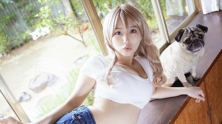 【写真・画像】「駆け上がり中だからこそ、忘れない初心」田中美久、“原点の白水着”を披露 『ヤンマガ』表紙＆巻頭登場　1枚目