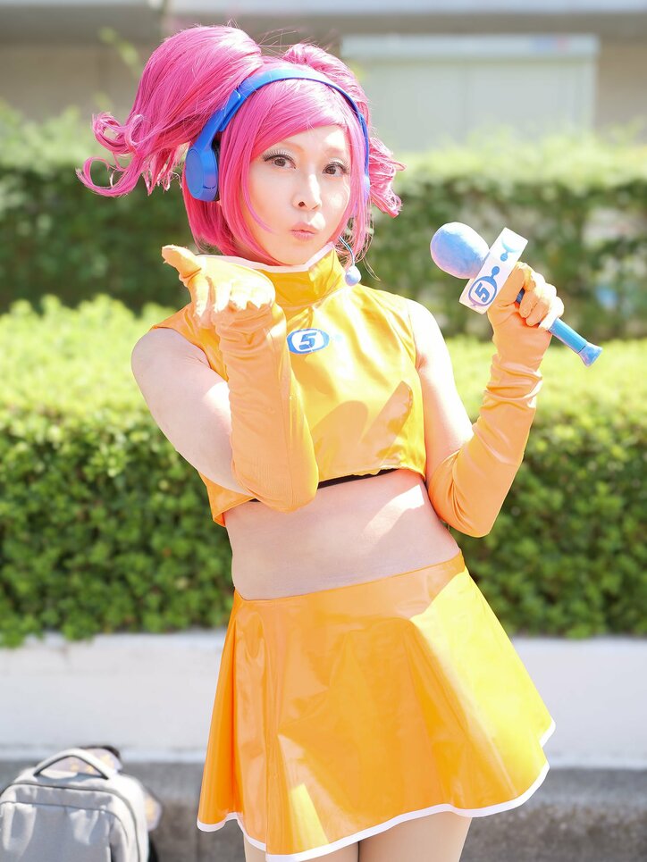 [Photos/Images] Space Channel 5's Ulala Cosplay: Handmade Costume & Props Recreate the Vibrant Cosmos! 6th
