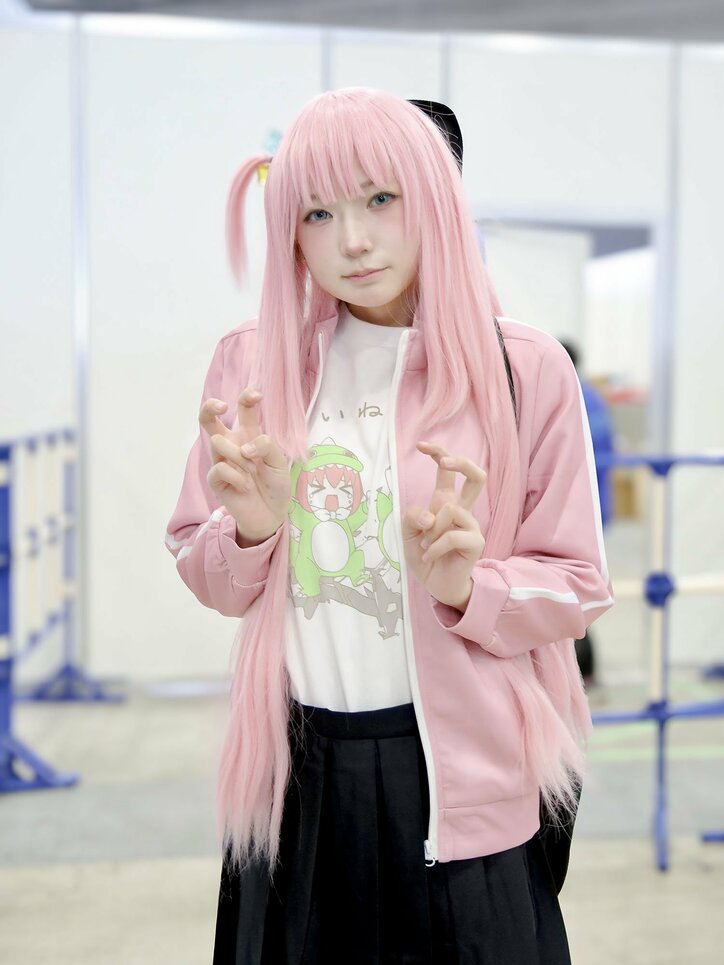 【写真・画像】『ぼっち・ざ・ろっく！』後藤ひとりコスプレ画像　2枚目