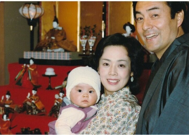 高橋真麻、娘が初節句を迎えることを報告「お雛様を30年以上ぶりに」