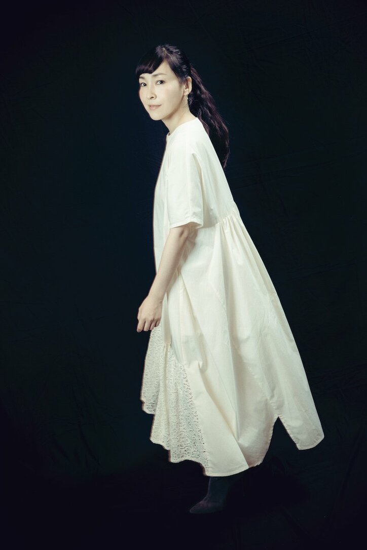 麻生久美子、ふたたびの“三日月くん”役に「まさか40代でツインテールをやるとは」 『時効警察はじめました』インタビュー