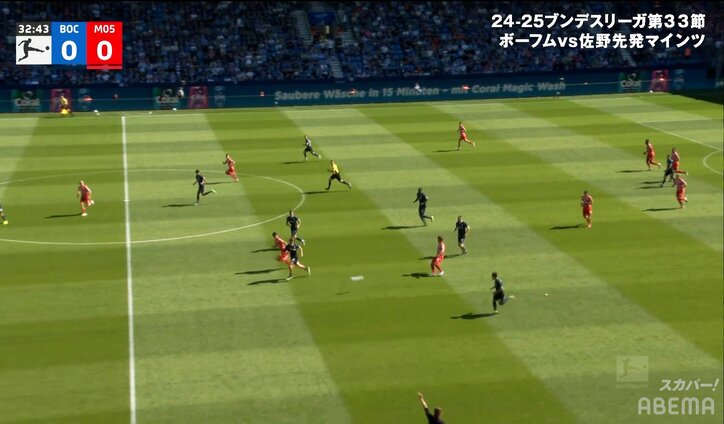 【写真・画像】193cm巨漢MFに完勝！ 佐野海舟の“倒れてもボール回収”にファン興奮「球際も強いし本当に最強」「頭いい」ブンデスリーガ１年目でデュエル王争い　1枚目