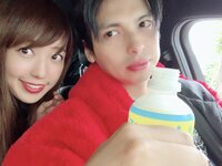 アレク、愛息“おちびーぬ”とリンクコーデ披露「可愛すぎ」と話題に