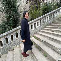 中村江里子『傘をささない人達・・・』