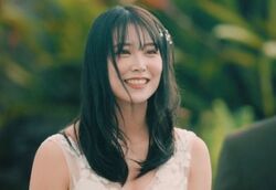 白間美瑠、美谷間チラリなウェディングドレス姿に4歳年上“夫”永田崇人がド緊張！ハワイで挙式『私たち結婚しました 5』第1話