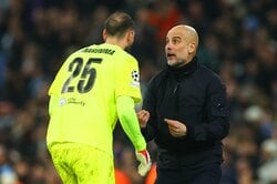 「最高に笑える」名将ペップ、ドンナルンマの“反則級セーブ”にまさかの顔芸！「可愛すぎる」「全部持ってかれた」おどけた表情で動きを“完コピ”