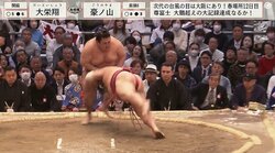 「大阪パワー！」「若い力が凄い」豪ノ山、“押し力士対決”で関脇を圧倒！ 優勝戦線に名乗り