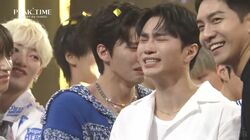 全員アルバイト兼務の苦労人K-POPアイドル、サバイバル番組で優勝！涙で「ついに親孝行ができた」SNSでも感動の声続々『PEAK TIME』最終回