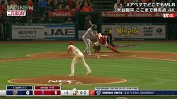 「ナイスストップ」「頼もしい」大谷翔平も思わずマウンド上で拍手！頼れる若手捕手・オホッピーの全力ブロッキングにファンも注目