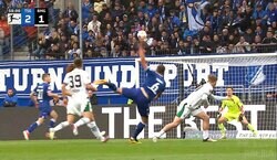 板倉滉も唖然「なんだ今のボール…」魔球すぎるスーパーゴールに騒然！ 伸びて→止まって→落ちる無回転ミドルの一部始終「これは取れん」「GKノーチャンスやな」