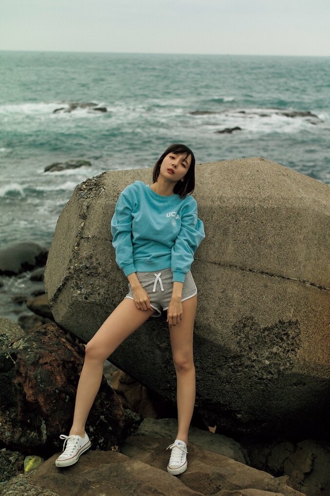 岡田紗佳写真集『嶺上開花』 表紙が決定 新カットも解禁 3枚目