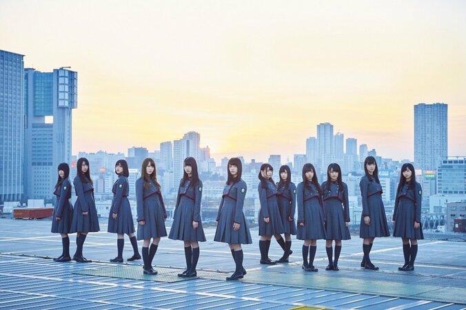 欅坂46、4thシングル『不協和音』のアートワーク解禁 2枚目