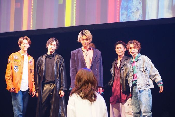 歌、ダンス、出し物でFANTASTIC 6が見せた新しい顔『BACK TO THE MEMORIES』ゲネプロレポート 13枚目