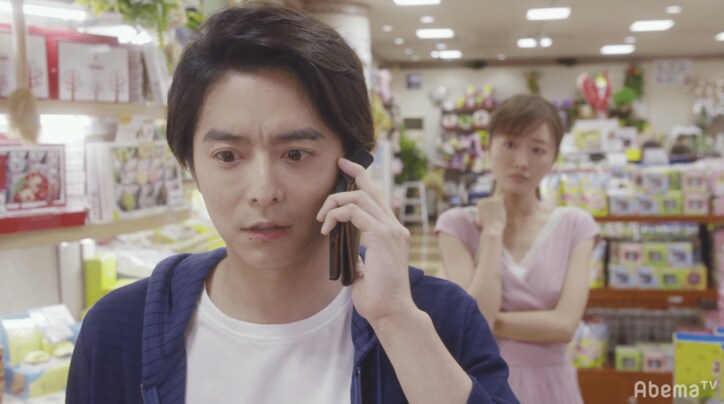 トイレの個室を上から覗こうと…水野美紀が小池徹平&松本まりかを追い詰める『奪い愛、夏』はもはやホラー!?