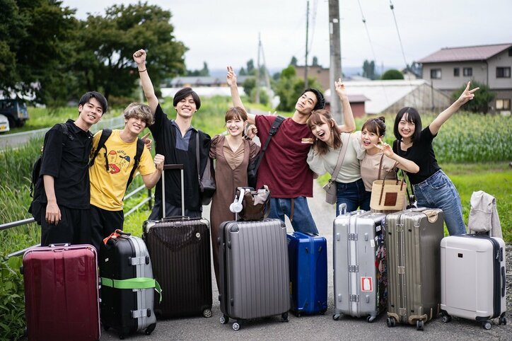 結婚発表したけいまな（江野沢愛美＆北條慶）が出会った『ドラ恋～Kiss On The Bed～』4月3日より一部無料配信