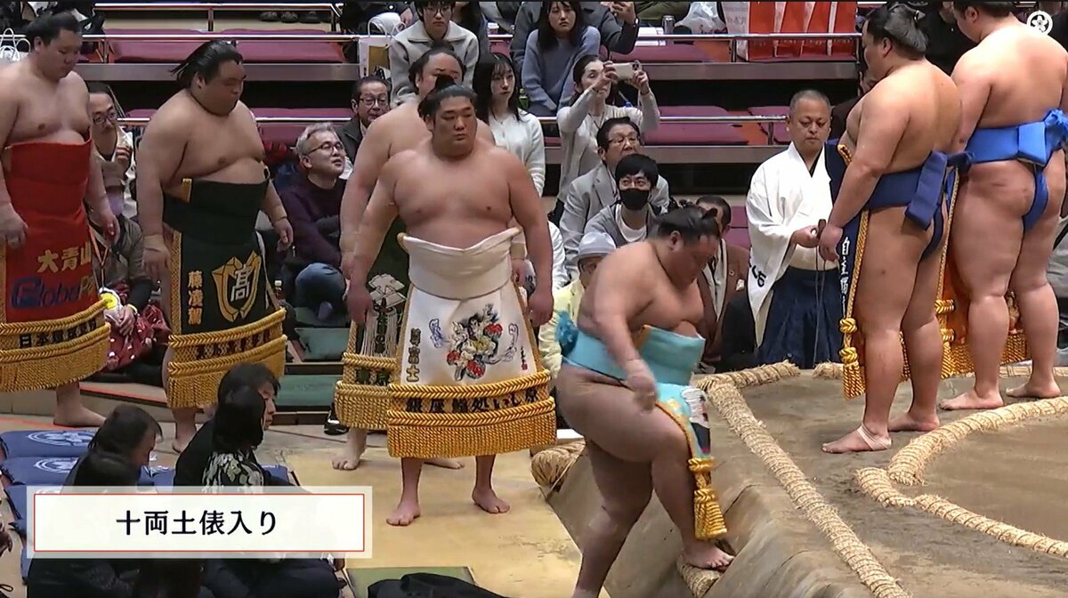 今日の 相撲観戦 有名人 アズマックス