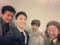 映画『唐人街探偵』妻夫木聡、豪華共演者との“集合ショット”を公開し「素敵なメンバー」「味ある面々」と反響