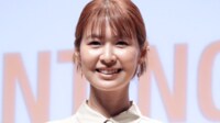 元バレーボール日本代表 木村沙織(38) 人生で初めて購入した水着で沖縄の海を満喫「さすがのボディーライン」