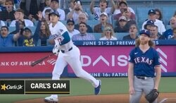 一体、どこまで飛ばすんだ…！？ 大谷翔平の特大アーチに相手投手が“絶望リアクション”  ファン騒然「ショック受けすぎ」「キレてる？」