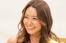 小麦色ボディのグラドル、大胆肌見せコーデで芸能人合コンへ！ 健康美にヒロミも惚れ惚れ「この子いいね！」