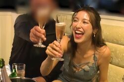 木下優樹菜、キャバ嬢に挑戦し脅威の売上！ ブラックカード所持のおじさまを虜にして高級シャンパン連発「あ～幸せ」