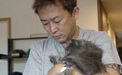 「こんなとこに俺が住んでると思わないでしょう？」ガーシー（54）、地元・伊丹の自宅を公開「動物しか好きじゃない。子どもは大嫌い」ドバイから連れて帰った猫の姿も
