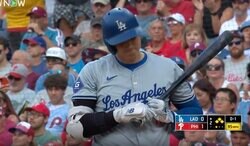 これは酷すぎる… 大谷翔平に“異変”が起きた！？ “疑惑の判定”に呆れ顔… 驚きすぎて様子がおかしくなる「誤審だろ」「そりゃそうなるだろ」