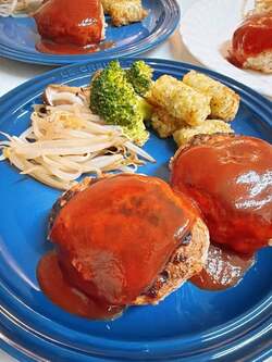  細川直美、いただき物の肉で作った夕食を公開「本当に助かります」 