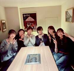  渡辺満里奈、長谷川真弓ら舞台共演者との食事会「たくさんの刺激をもらっています」 