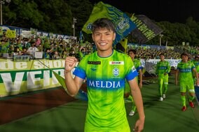 【湘南・町野修斗インタビュー】「E-1選手権得点王」は日本代表のレベルの高さに“衝撃”も「左右両足と頭のどこからでも点が取れるところを見せることができた」【欧州遠征直前】(#1）