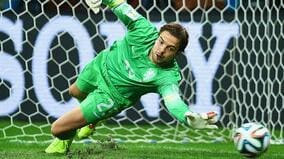 PK戦のためにゴールキーパーを交代するのはあり？なし？PK戦をめぐるGK交代のドラマ